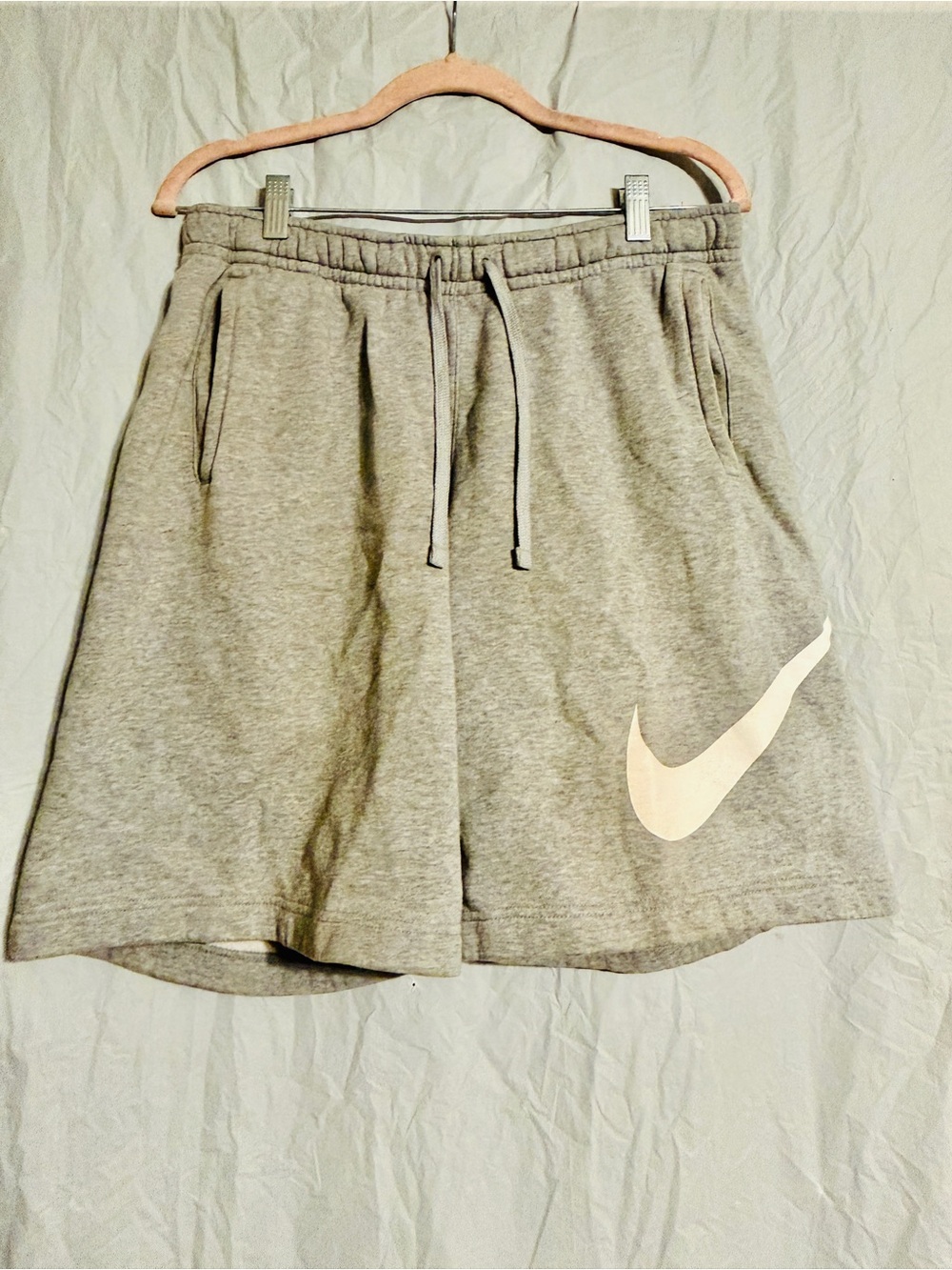 Nike Men’s XL Fleece Sweat Shorts Gray Oversized White Swoosh Drawstring